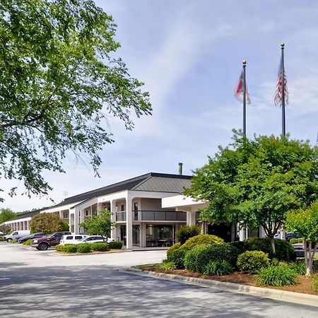 Motel 6 Fayetteville - I-95 외부 사진