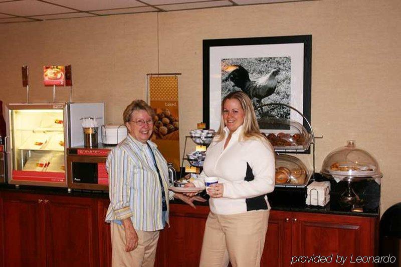 Motel 6 Fayetteville - I-95 레스토랑 사진